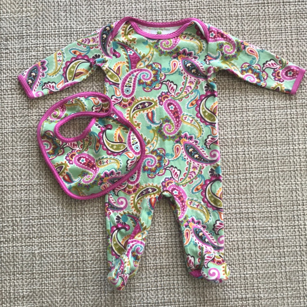 Vera Bradley Sleeper/Bib (size 6-9m)